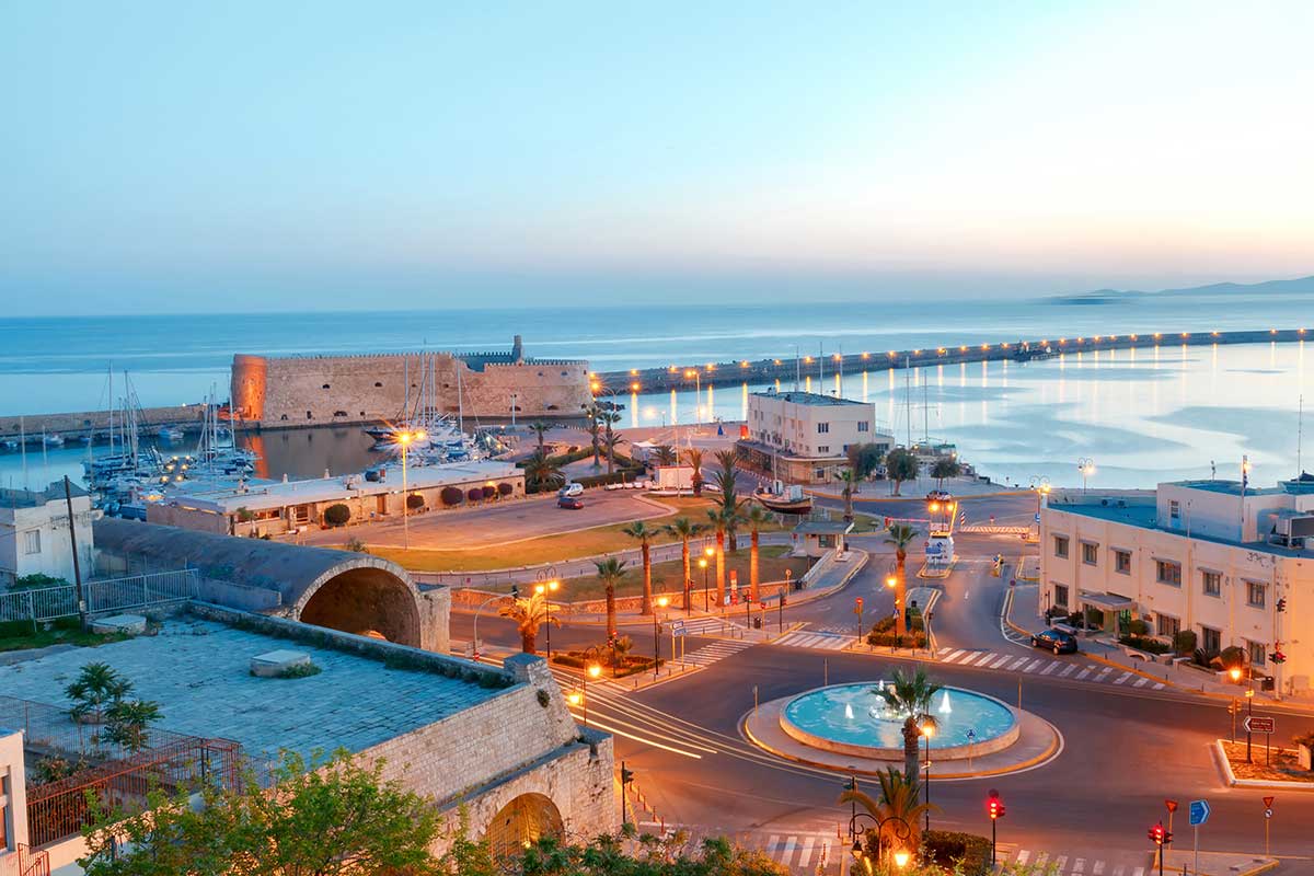 Heraklion rent a car with Eurocreta